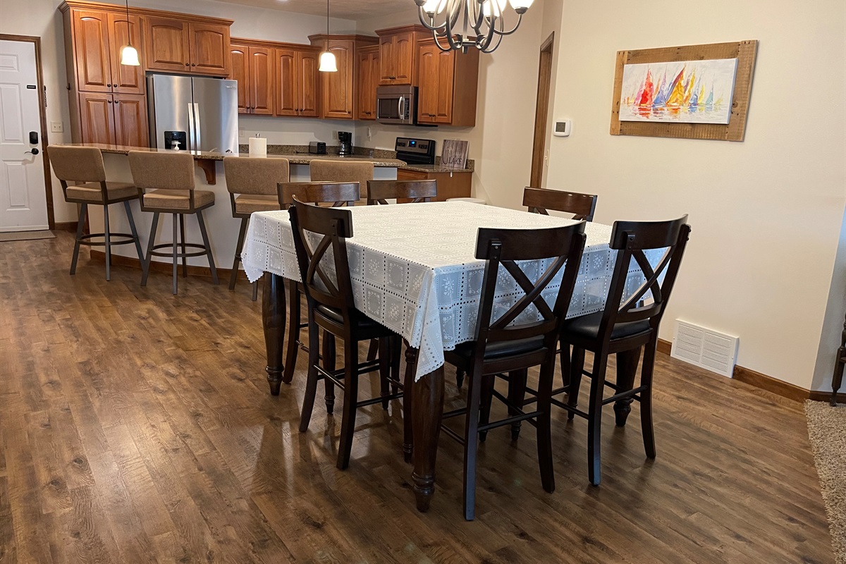 Dining area to kitchen view