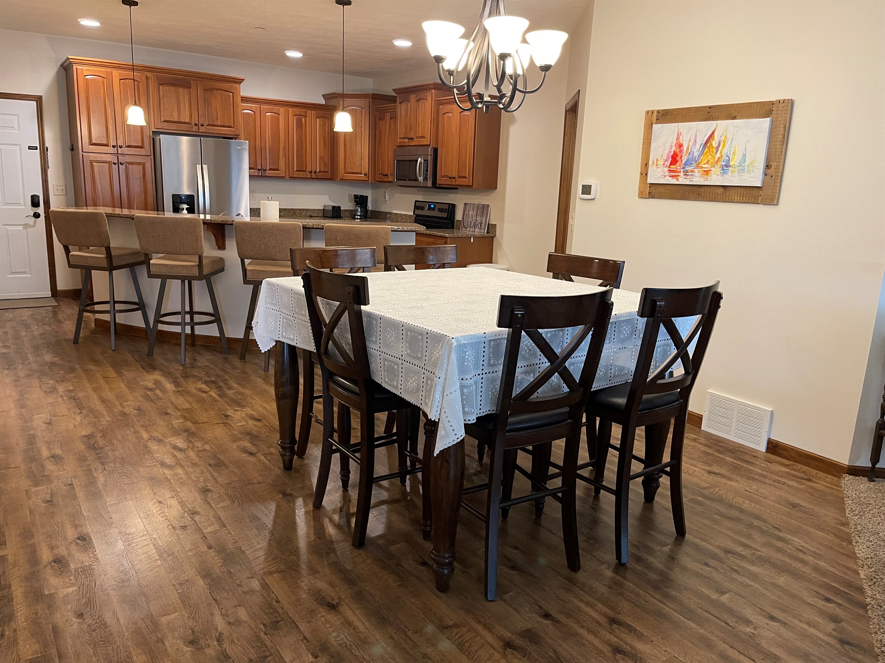 Dining area to kitchen view