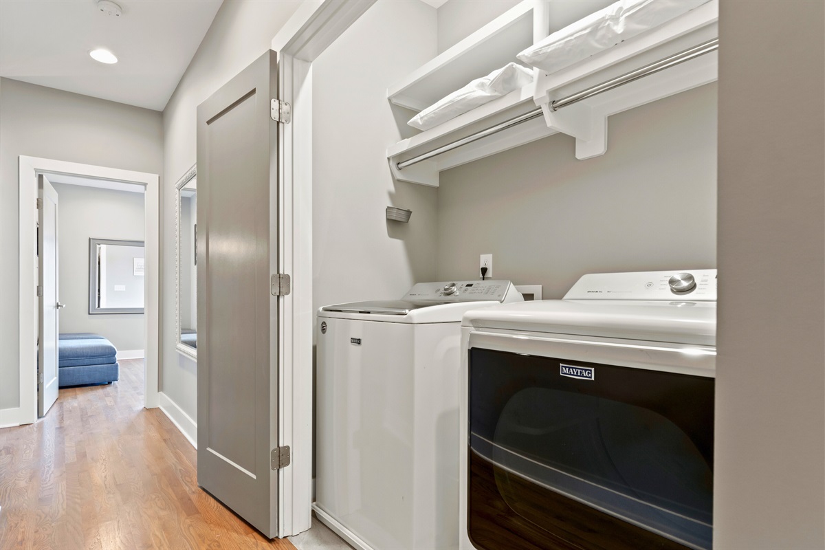 [Casa Rosalie] For your Convenience, the Townhome is Equipped with your own Washer and Dryer.
