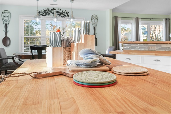 Kitchen, Island, Knife Blocks, Accessories