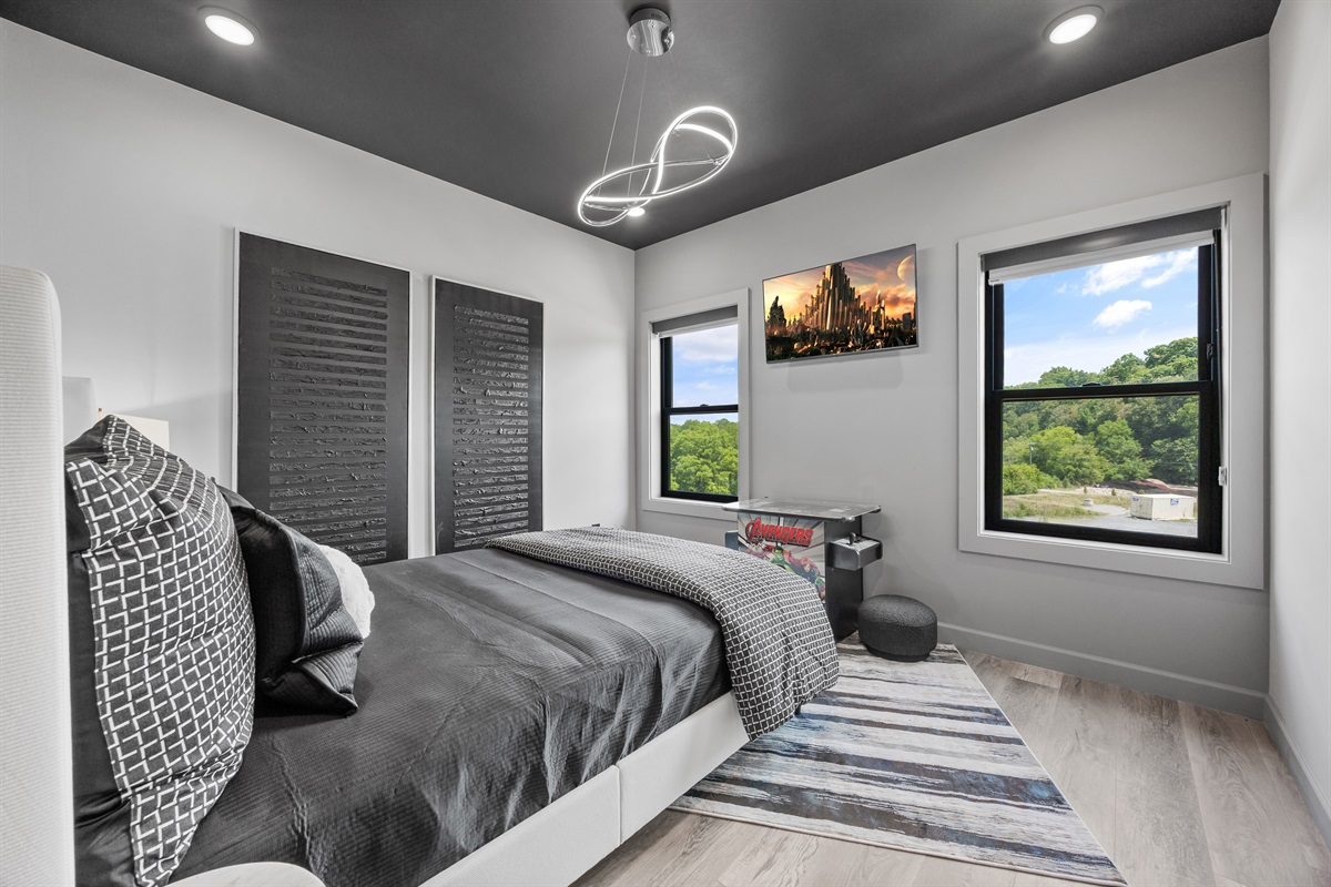 Bedroom #2: 1 Queen Bed. On the first floor. Step free. Perfect for guests who want to avoid stairs!