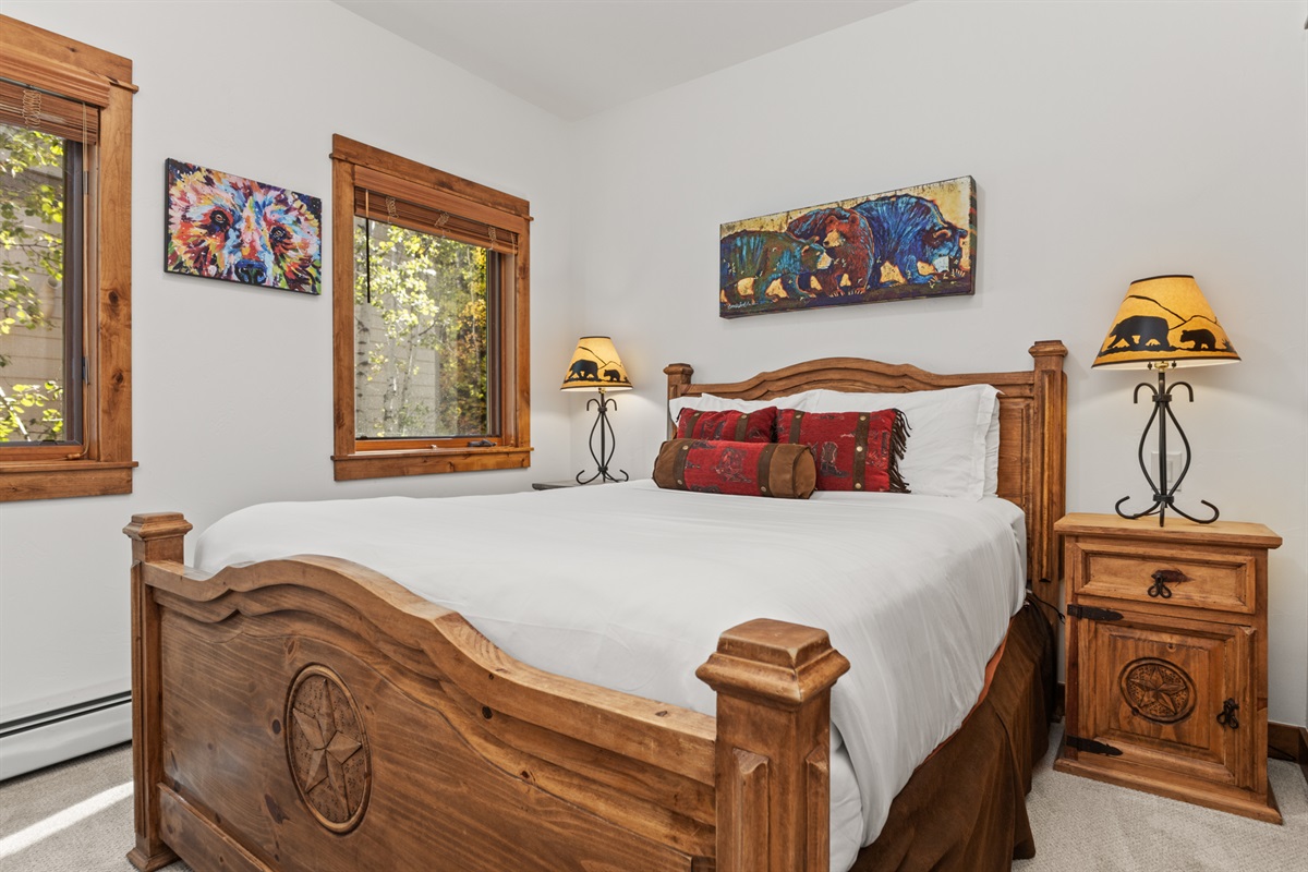 2nd Level - Queen Bedroom 3