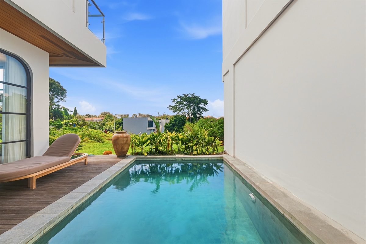 Pool area