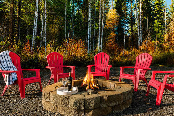 Plenty of seats around the fire