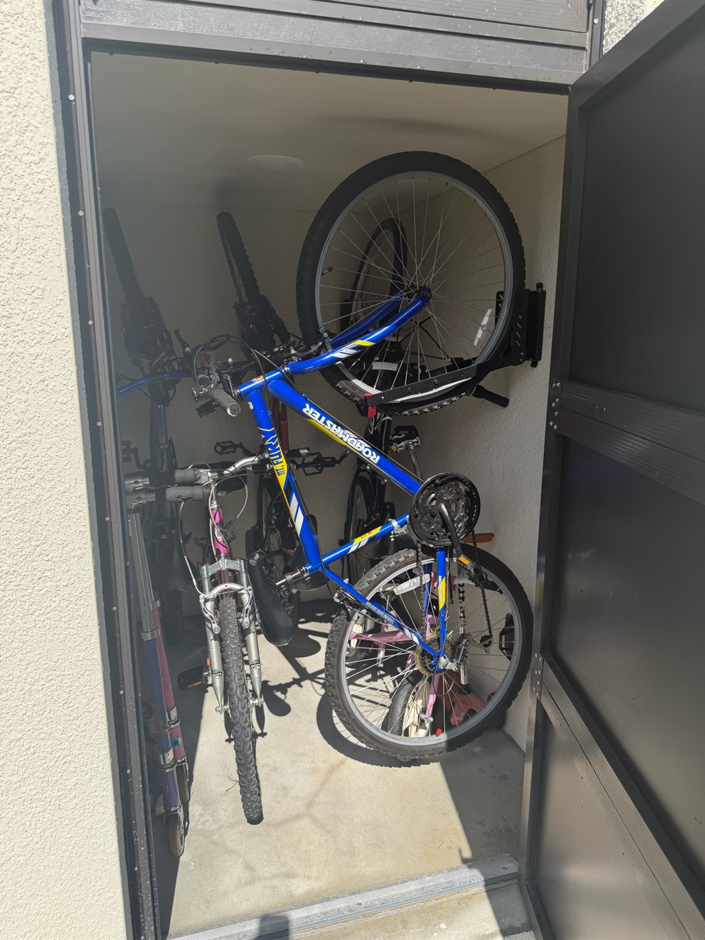 Neat storage for all