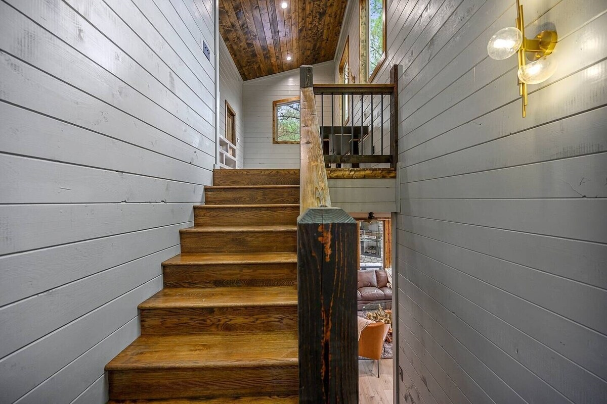 Upstairs you will find the loft and 2nd king bedroom