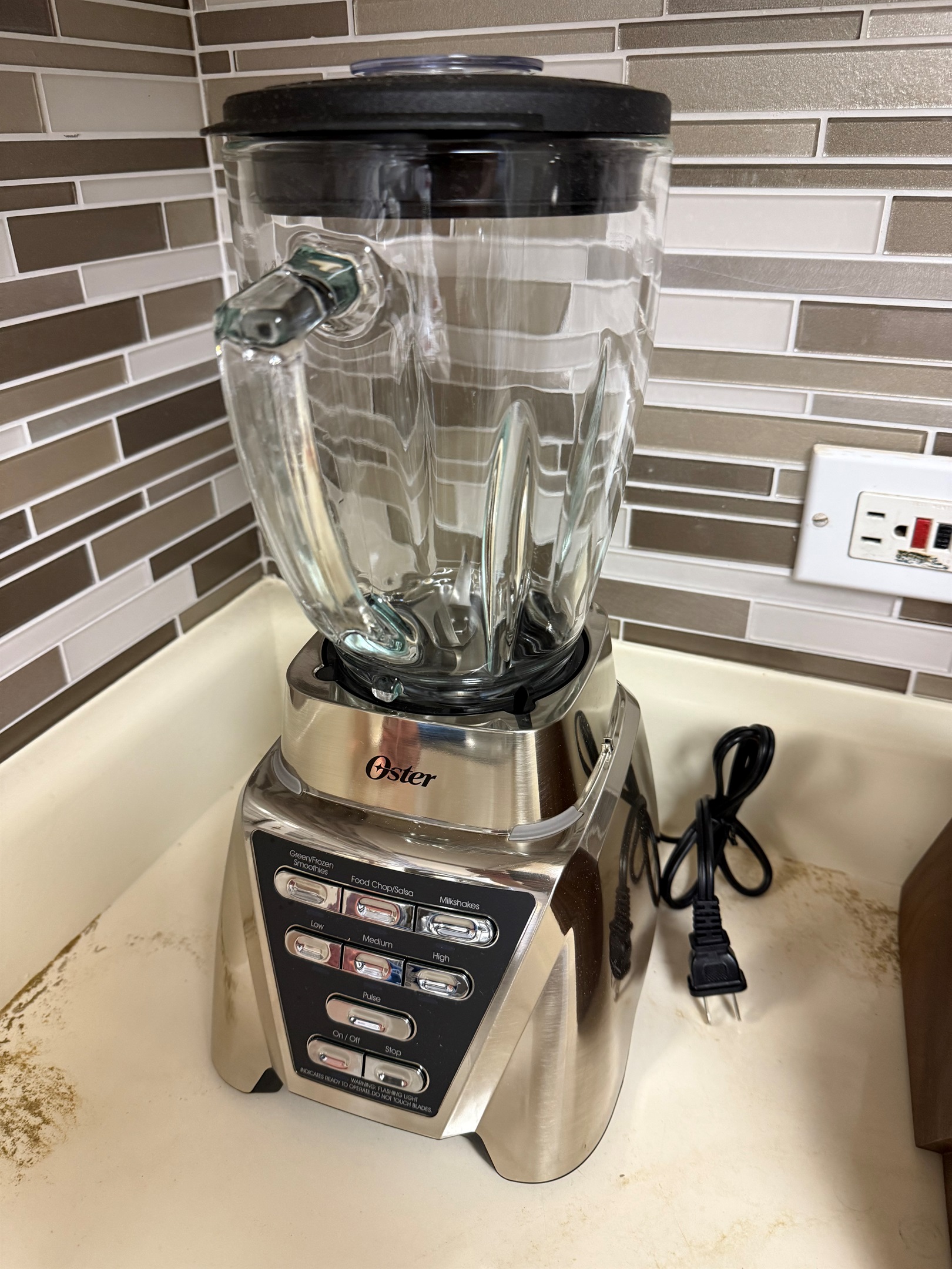 Blender for smoothies and cocktails