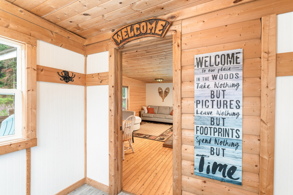 Welcome foyer