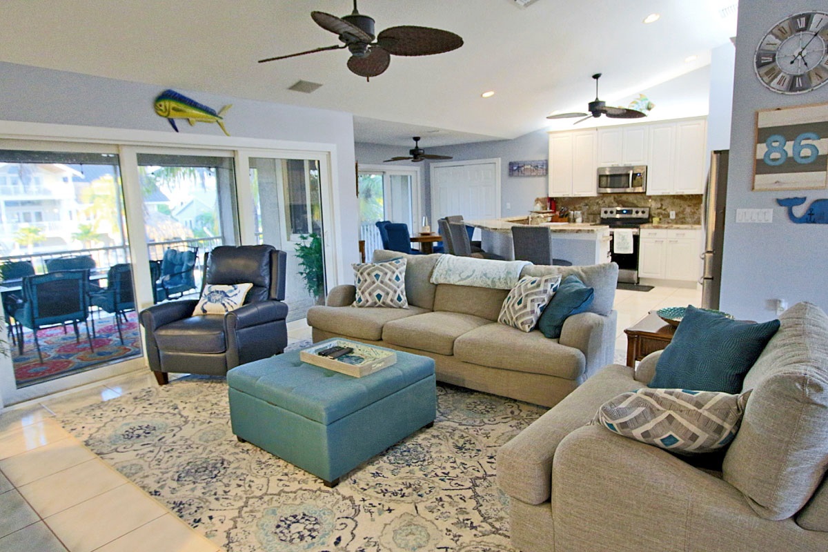 Living room into kitchen
