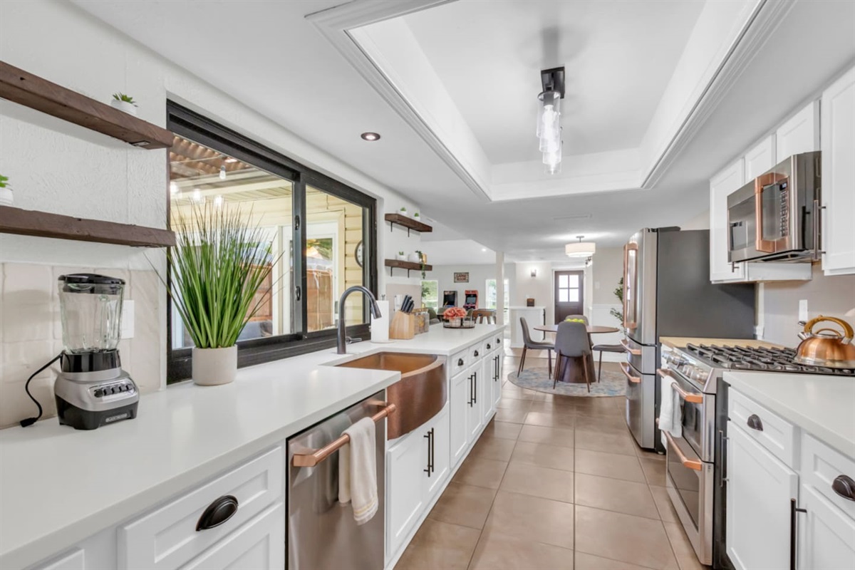 Cook with ease: our fully stocked kitchen has all the essentials and more