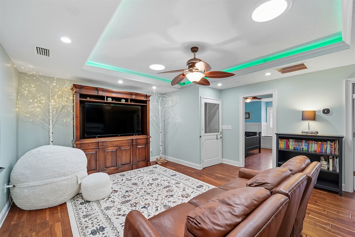 upstairs movie lounge