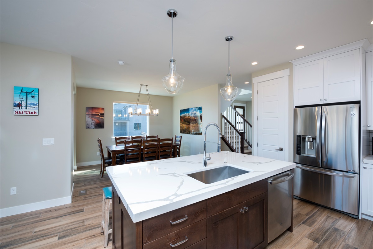 Gather, cook, and connect in this open kitchen and dining space