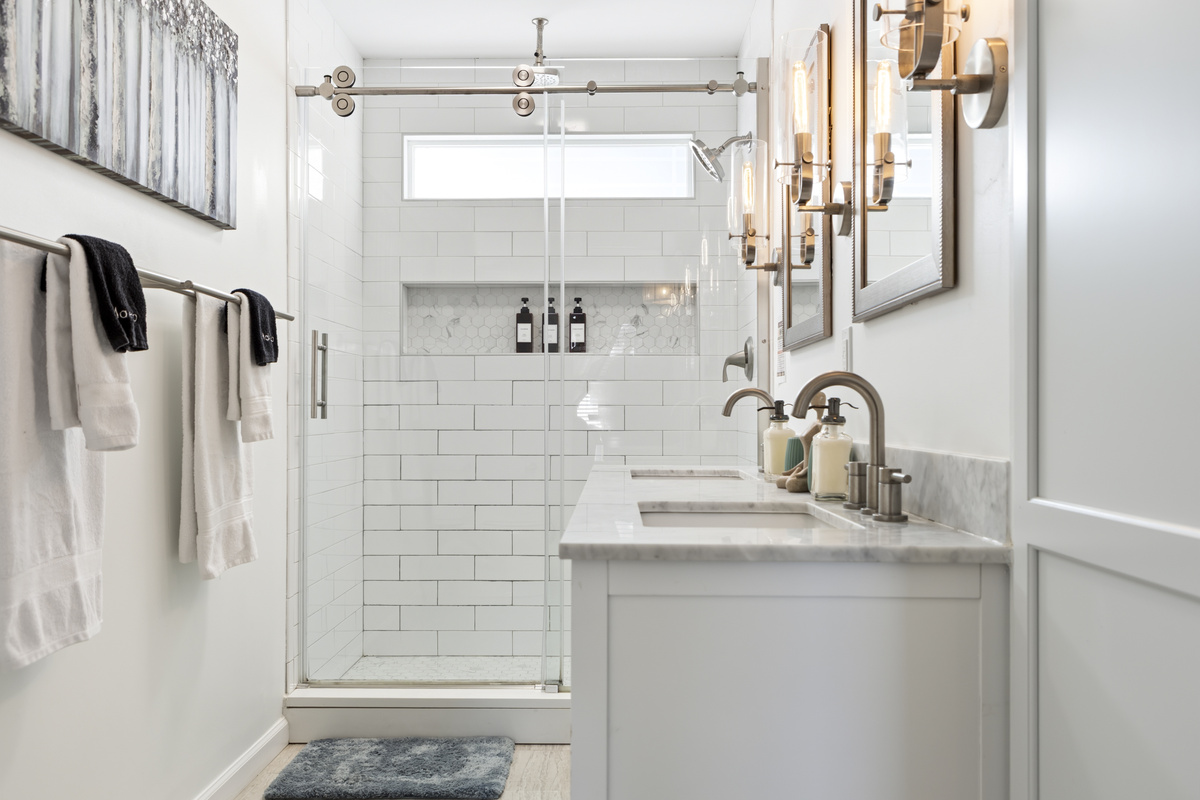 Dual vanity makes life easy!
