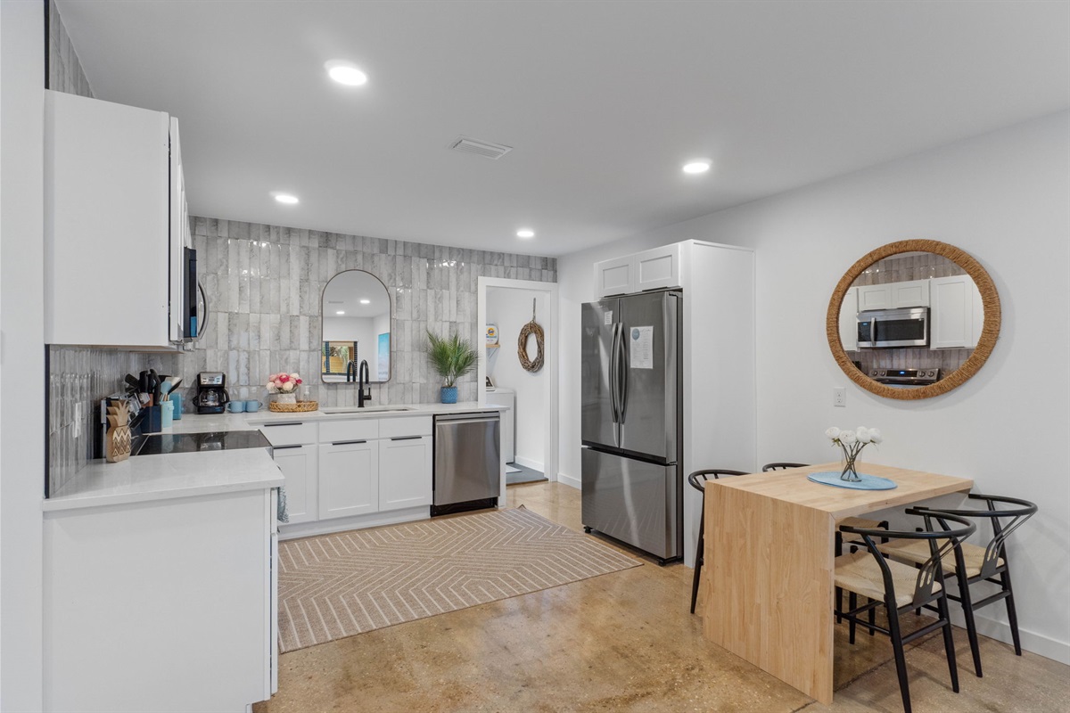 Small Serenity 5's open dining are and fully remodeled kitchen!