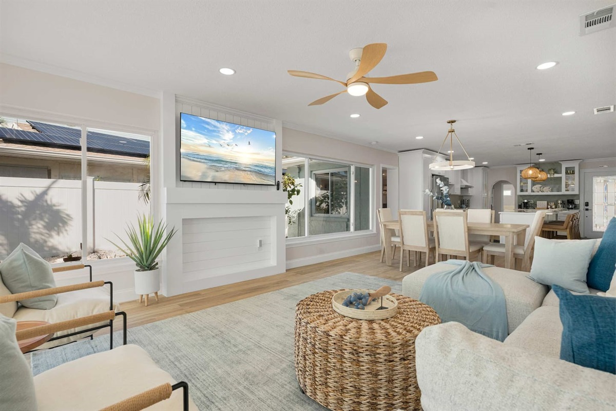 [Living area] 65" smart TV