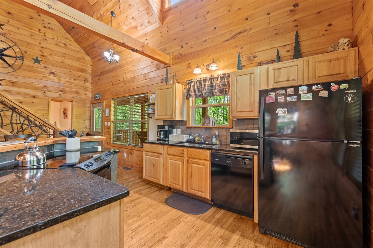 Fully tsocked Kitchen with all the Amenities Needed