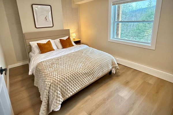 Unit B Bedroom 1 Queen Bed