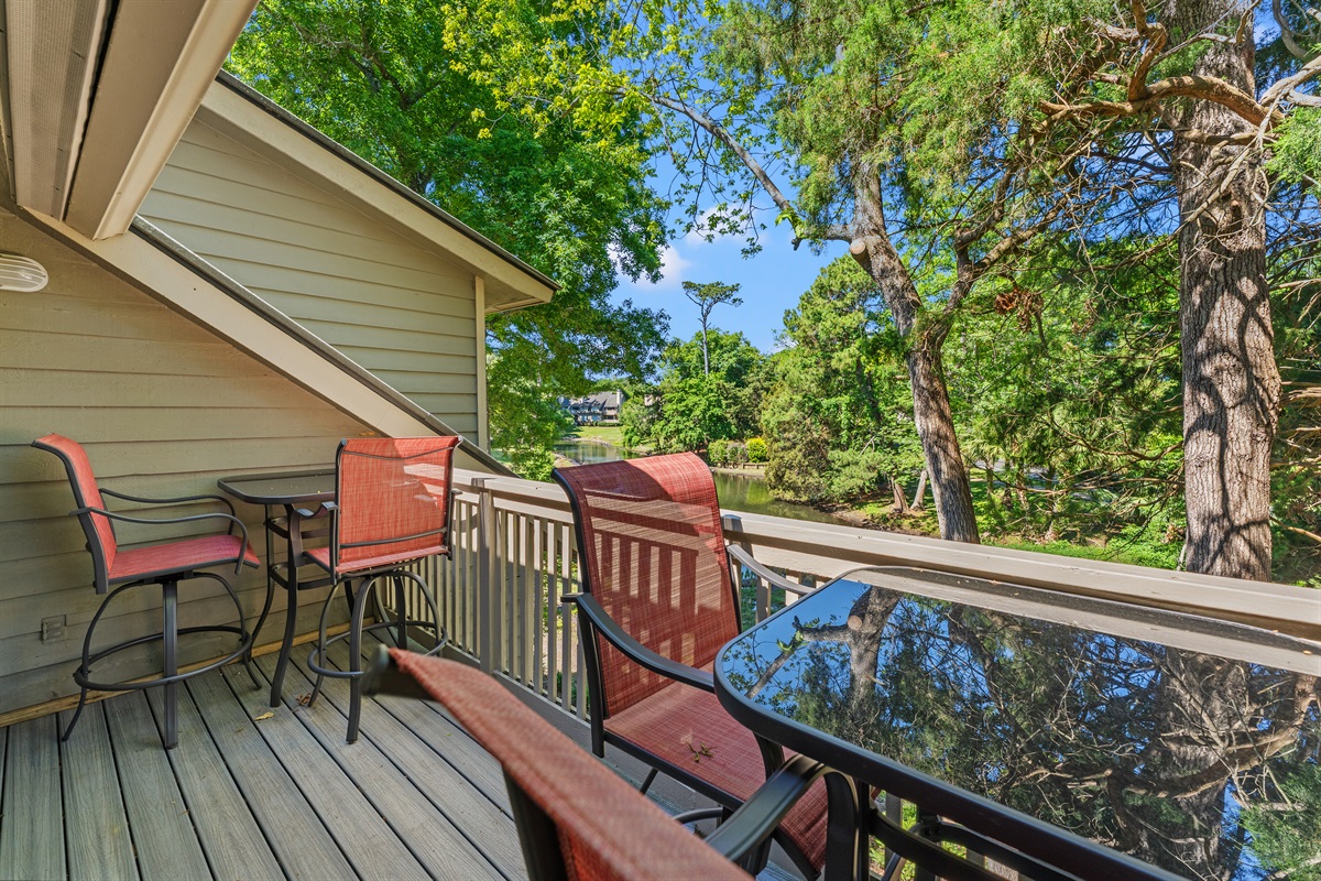 Peaceful patio area, just get your beverage a book and relax