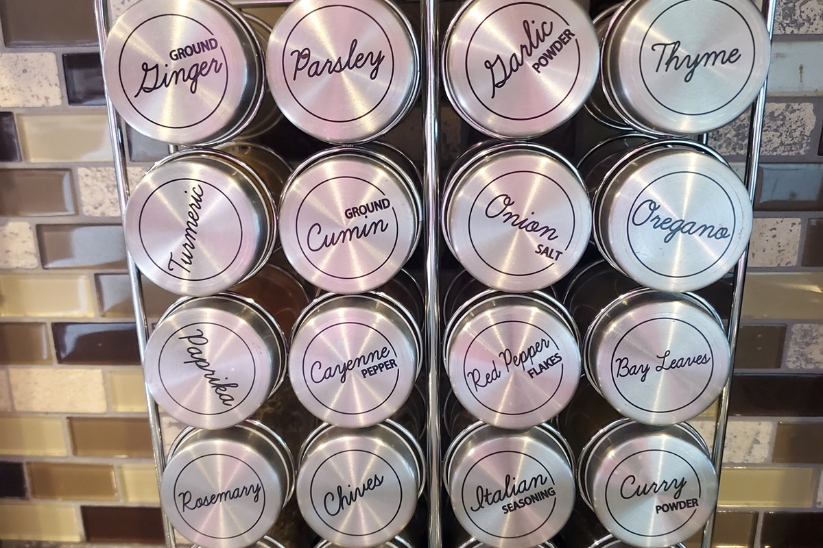 Yes, we even have a spice rack!