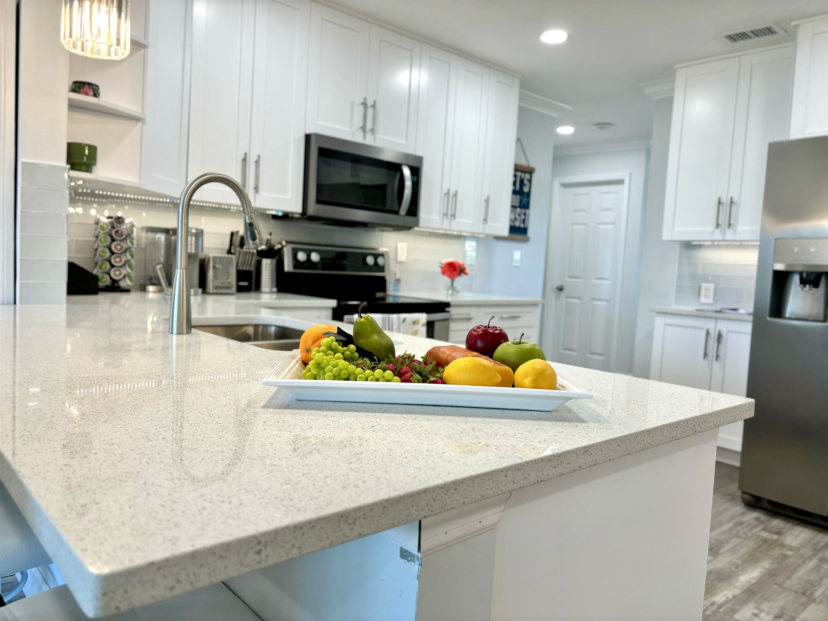 Come Stay At Our Brand New Property, Castaway Cottage! 2