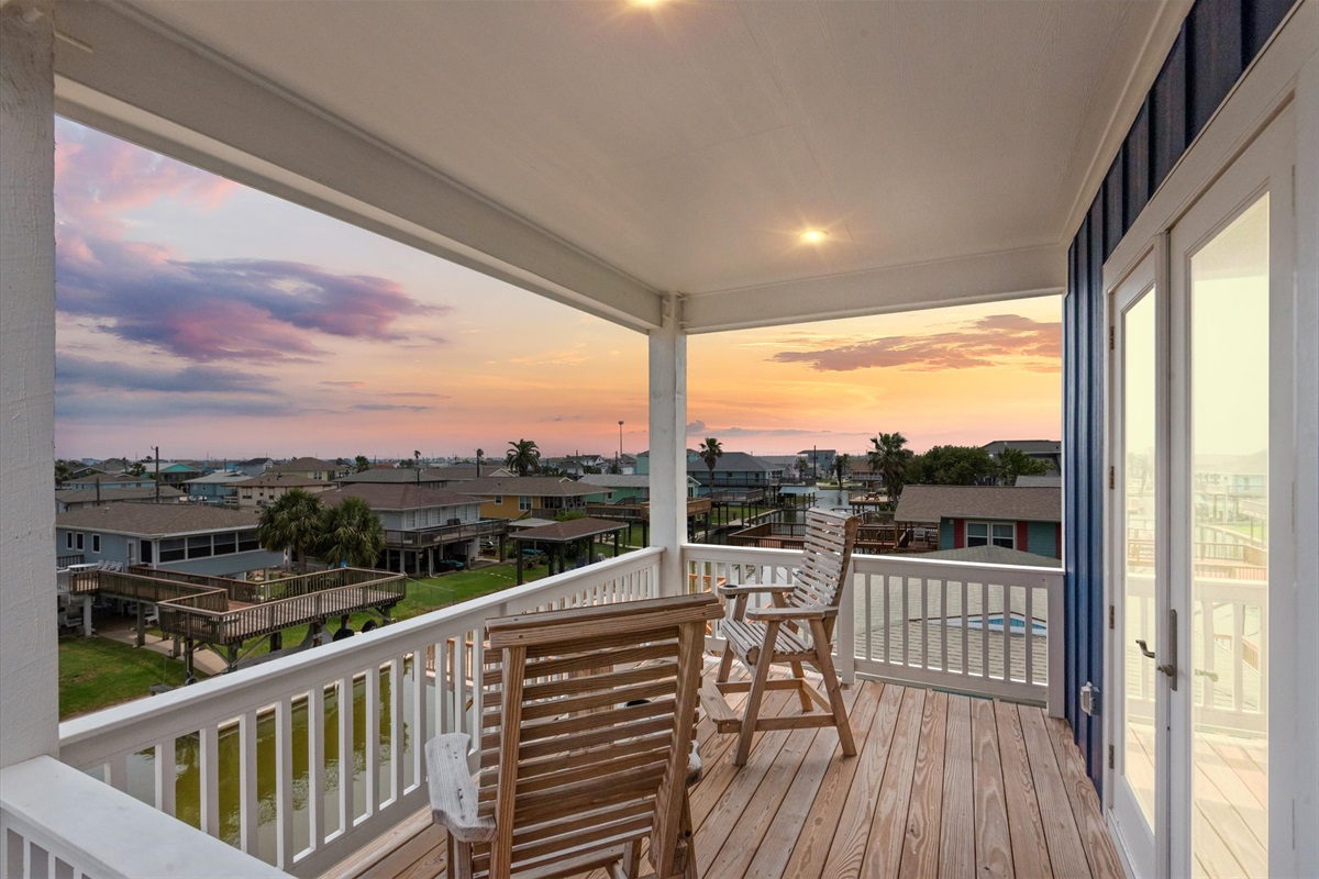 169e87e43c414088a530c7ad06a88b31 Large | Beachhouse | Texas | TX | Vacation Homes | Galveston | Crystal Beach | Kokomo | Breezy Days | Beachfront Elegance | Sunrise Serenity | Southern Sands Property Management, LLC
