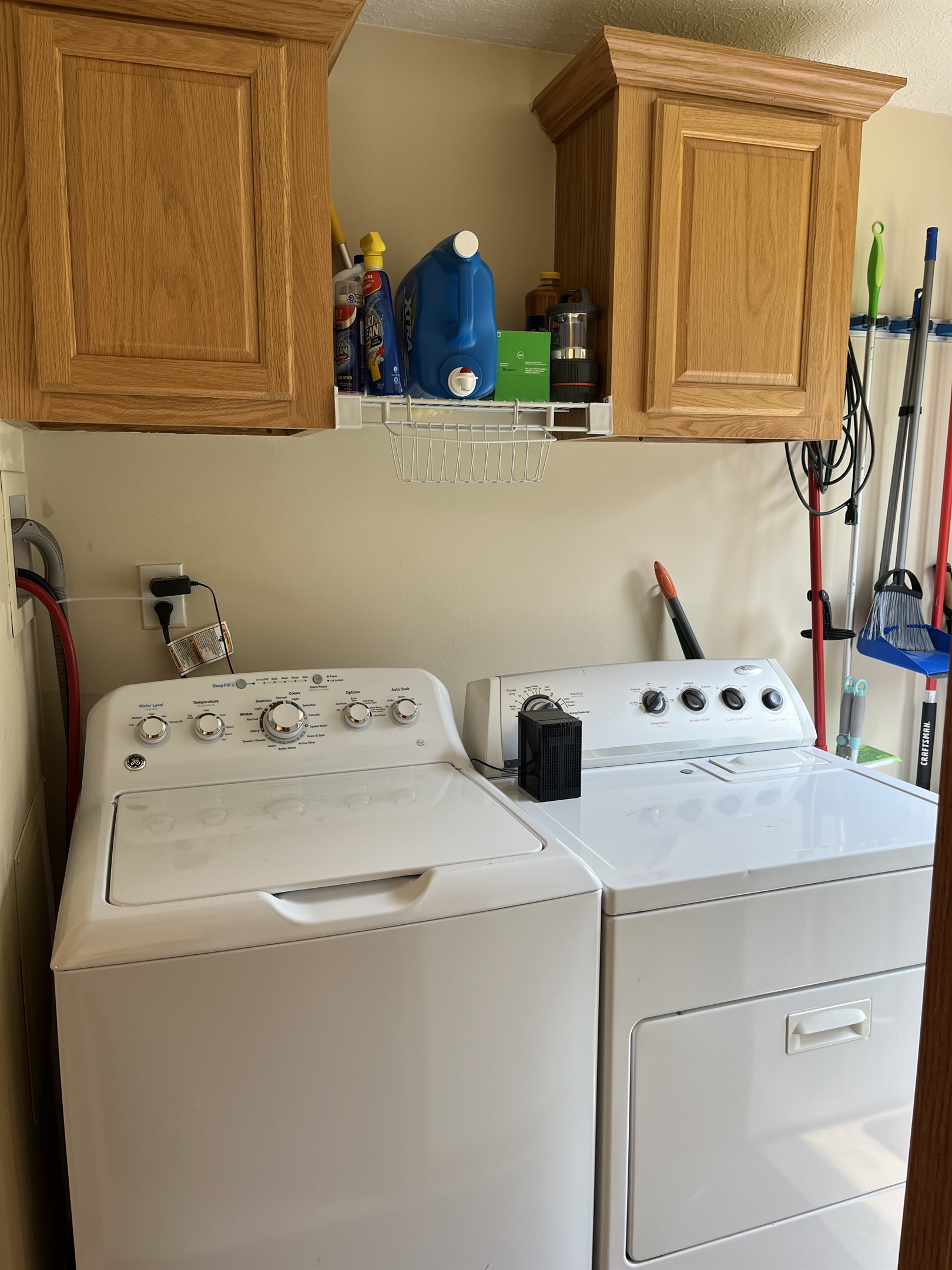 Laundry room off kitchen