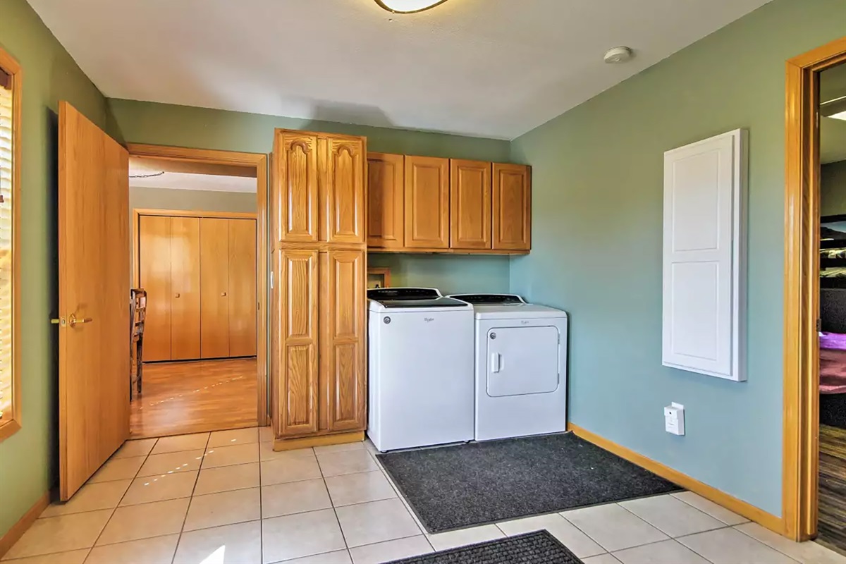 Washer + Dryer