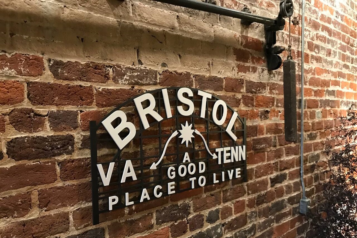 This is a replica of the Historic Bristol Sign that spans State Street! 