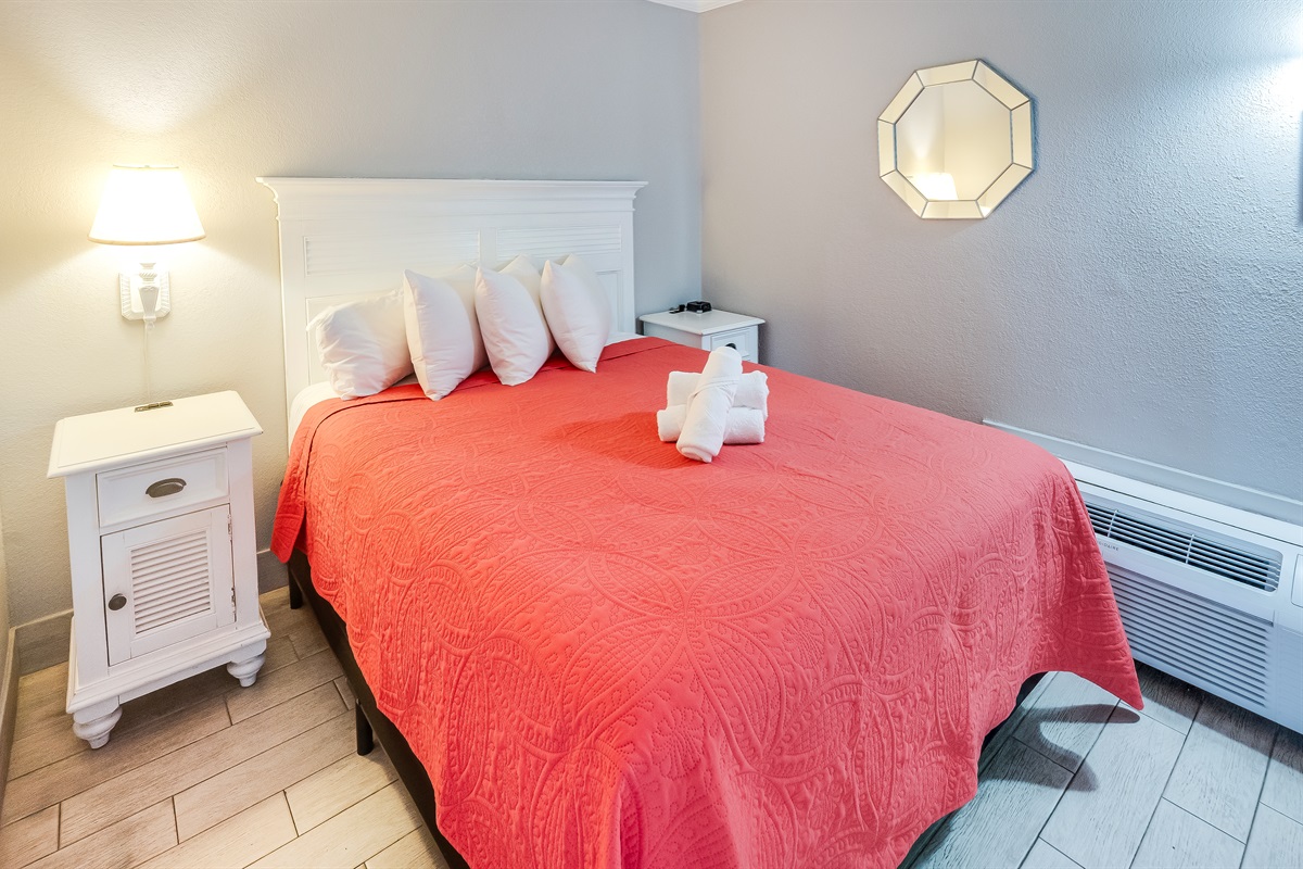 Amazing Bedroom, Beautifully Decorated