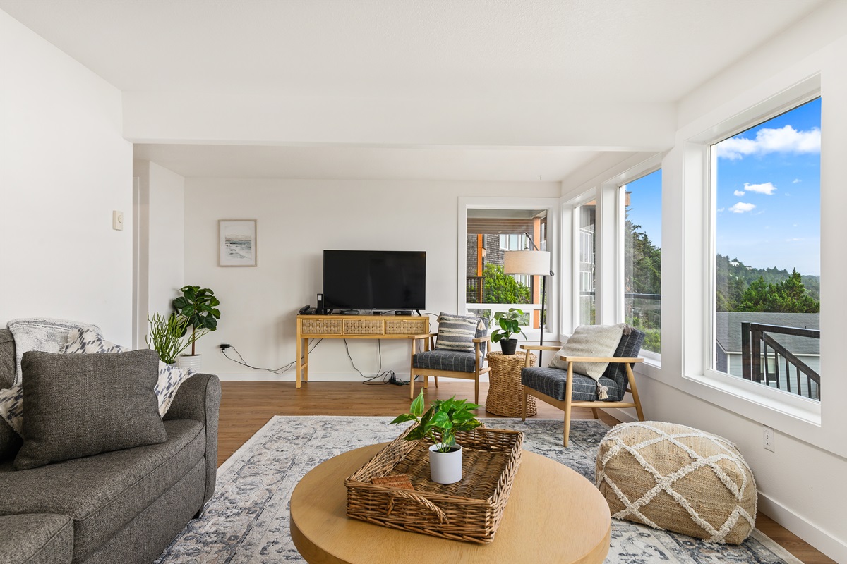 UNIT B - Living Area