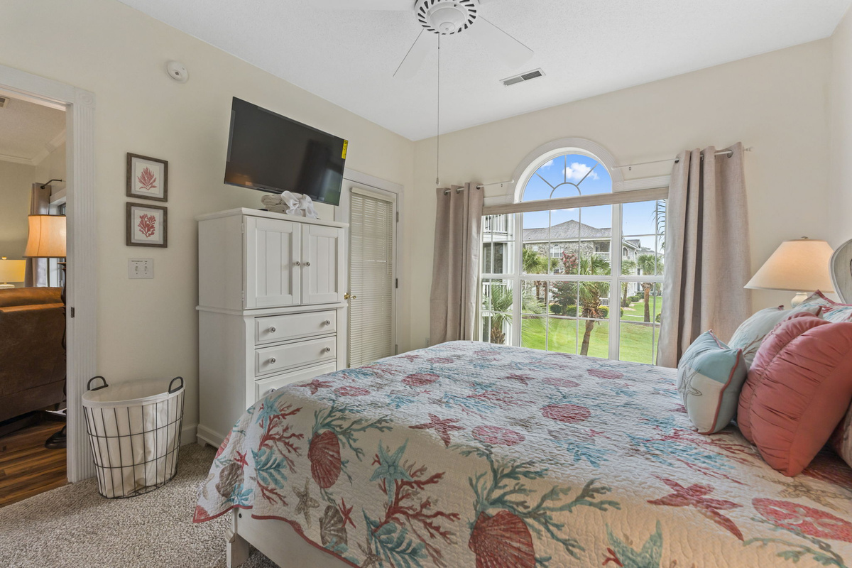 Primary Bedroom with Queen Bed, Smart TV and Ensuite Bathroom