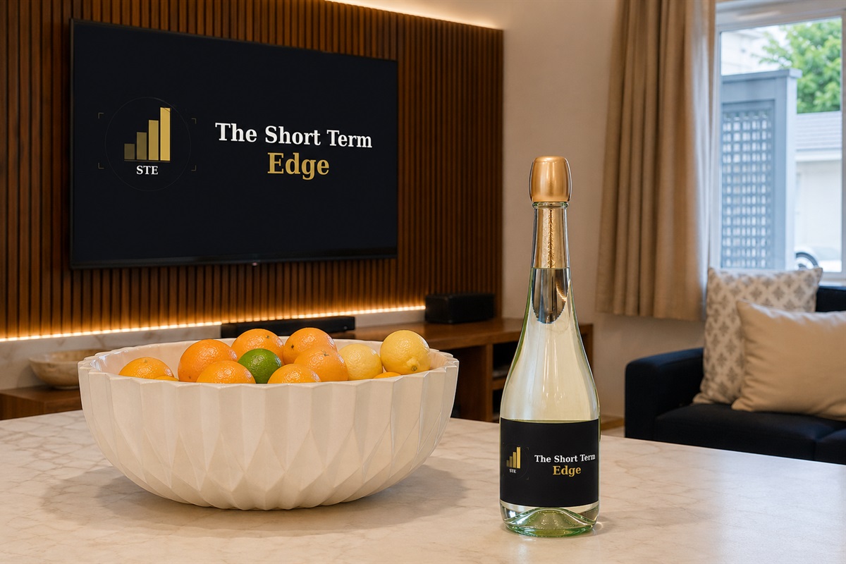 🍾 We leave a bottle of champagne on the house to welcome you!