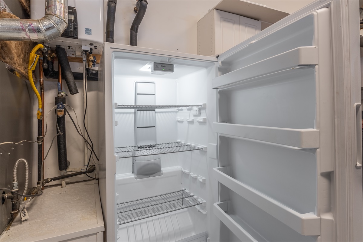 Extra refrigerator