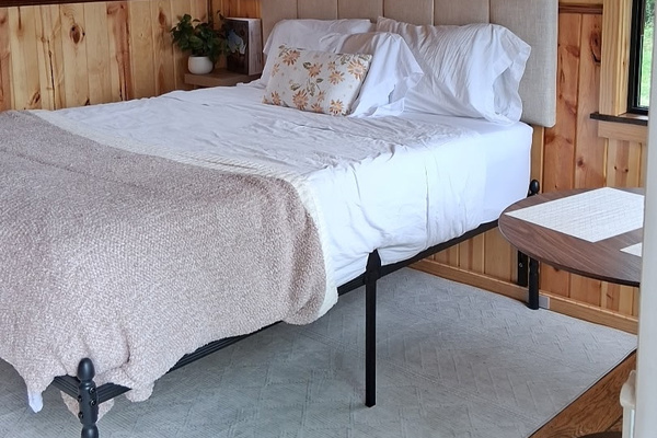 Queen Bed