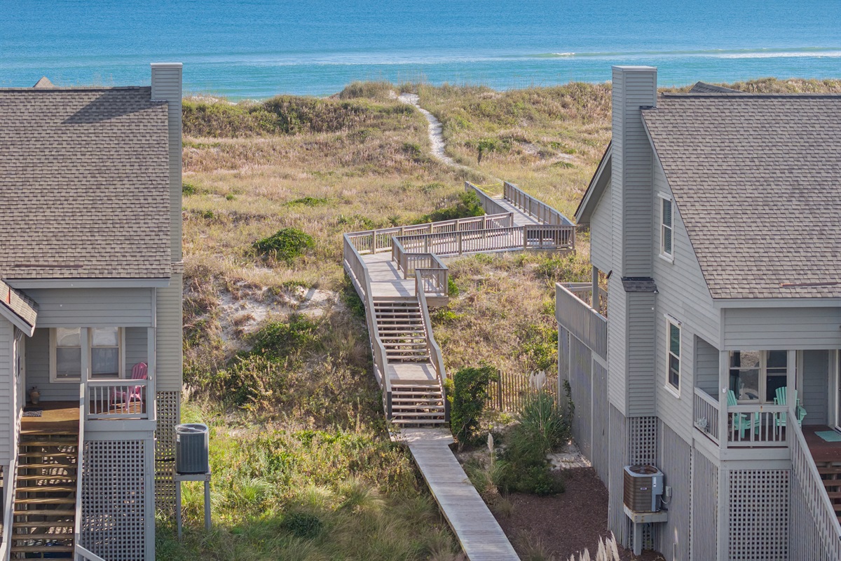 Quick, convenient path to Topsail Beach—no driving needed.