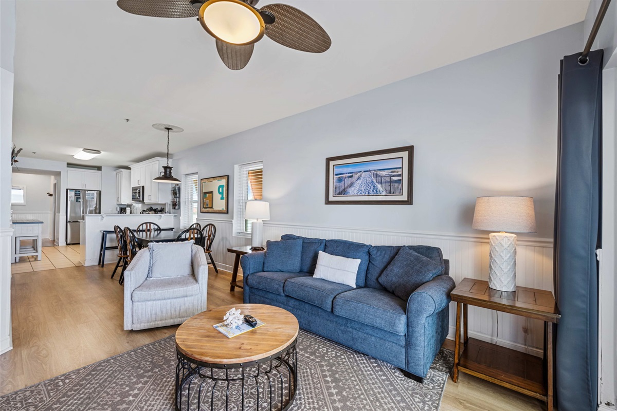 Living room | Sea Gull | 201 Oceanview | 1116 Ocean Blvd, Isle of Palms, SC | IOP Escapes