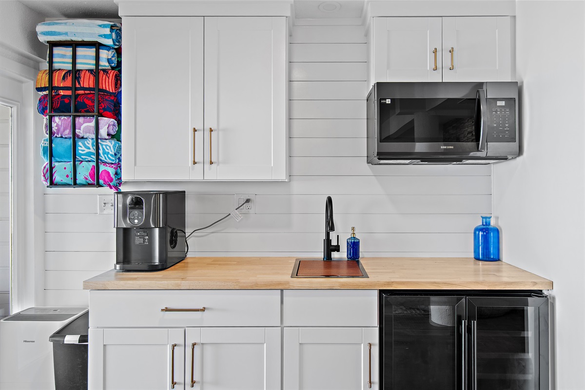 Green Reef 1 - Downstairs kitchenette great for morning coffee or the kids!