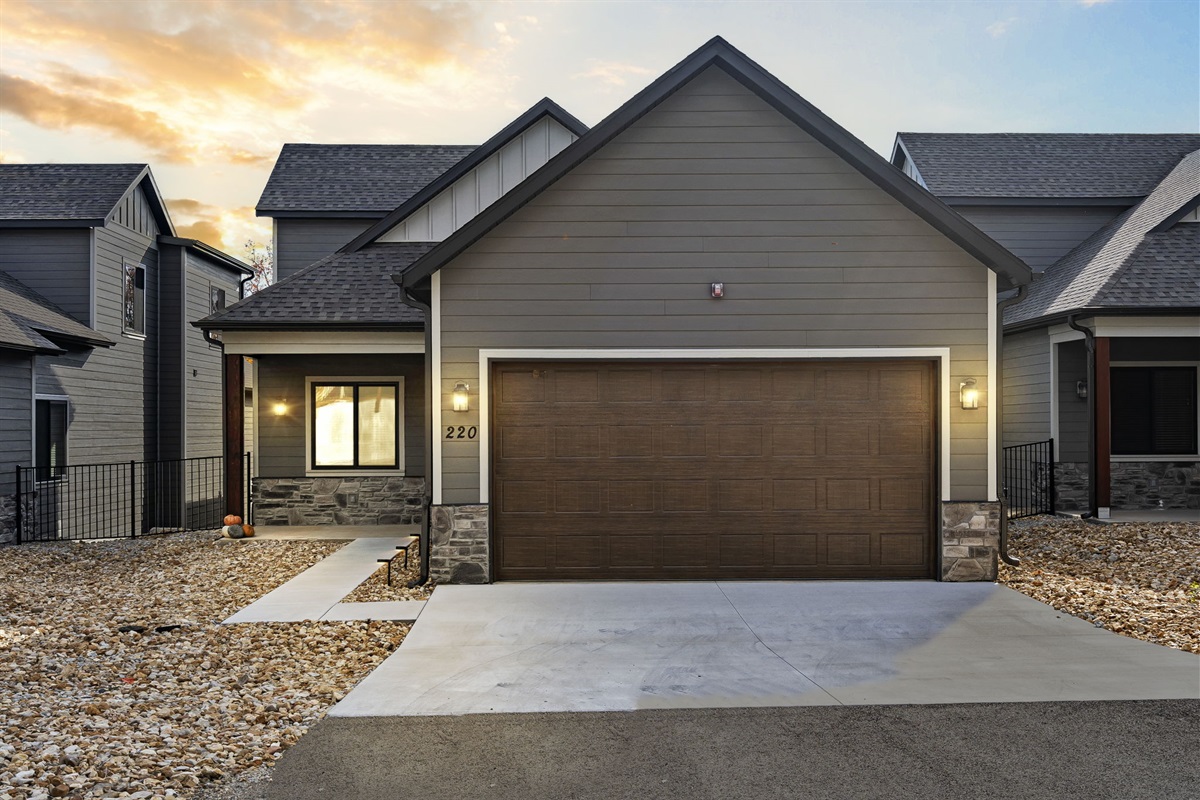 Welcome to Casa on the Rock!