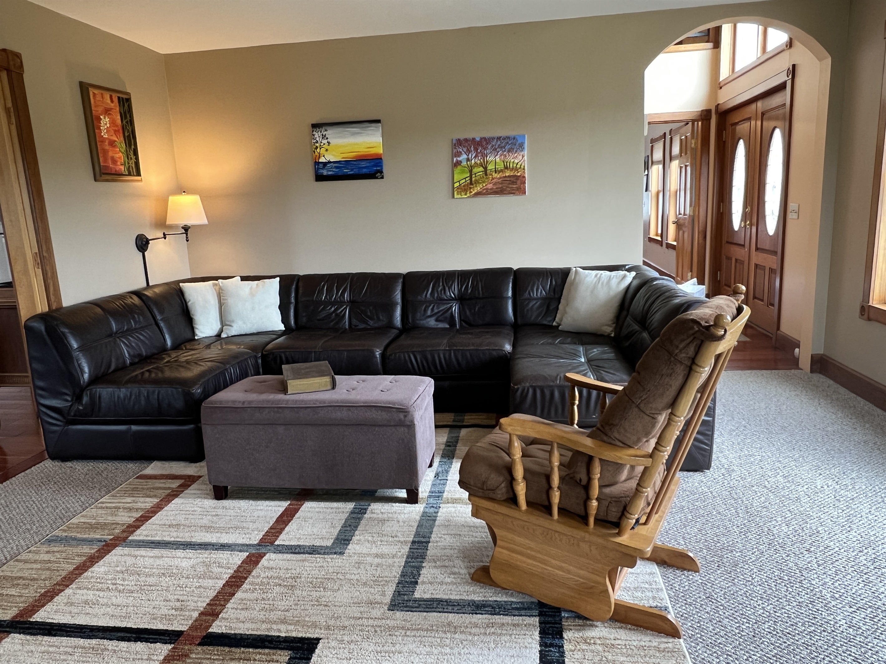 Living room to entry