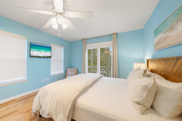 Surf Room (Master Bedroom - 2nd Floor)