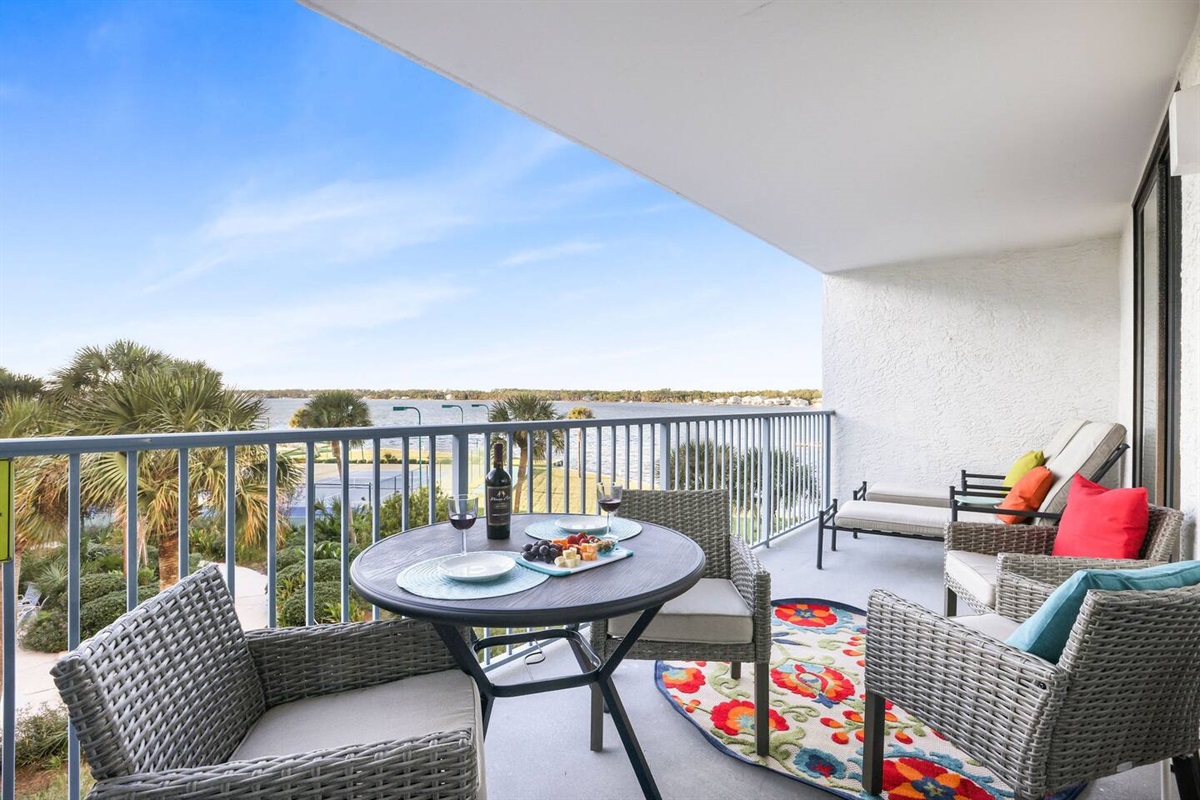 You'll love the view from our balcony! Kick back with a good book on our lounge chairs. Table seats 4. Beach cart also on balcony for your use.