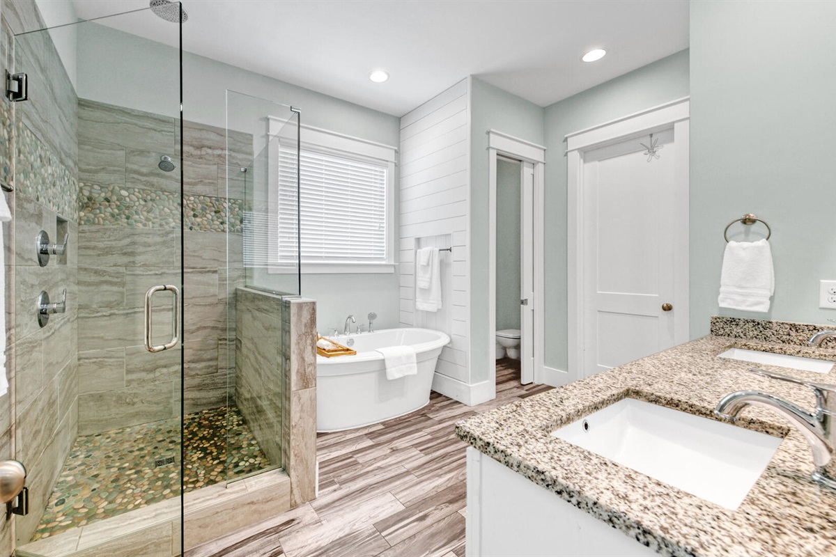 First Floor Master Bath w/ Soaking Tub