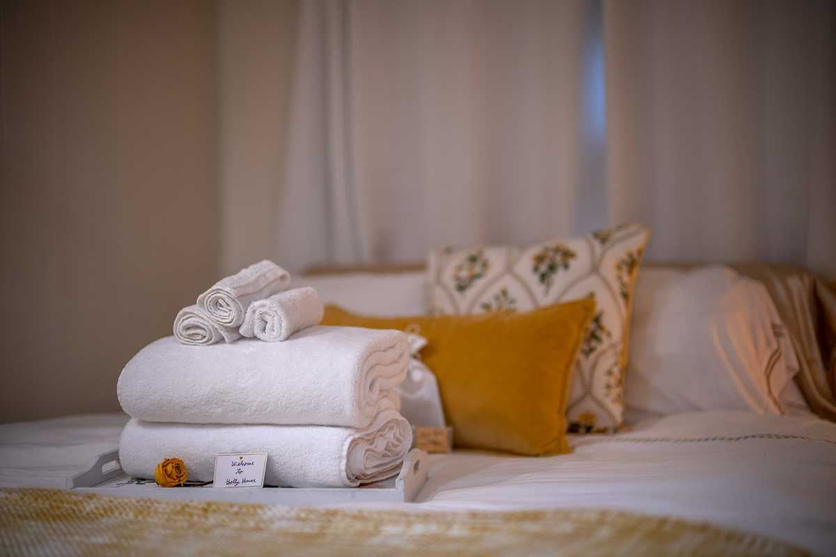 Inspired by the golden glow of citrine, the Citrine Portal encourages positivity, confidence, and fresh beginnings.