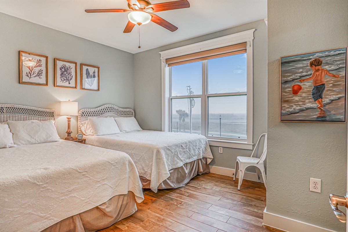 173d50f0ef274b80aca8887a8e9bac26 Large | Beachhouse | Texas | TX | Vacation Homes | Galveston | Crystal Beach | Kokomo | Breezy Days | Beachfront Elegance | Sunrise Serenity | Southern Sands Property Management, LLC