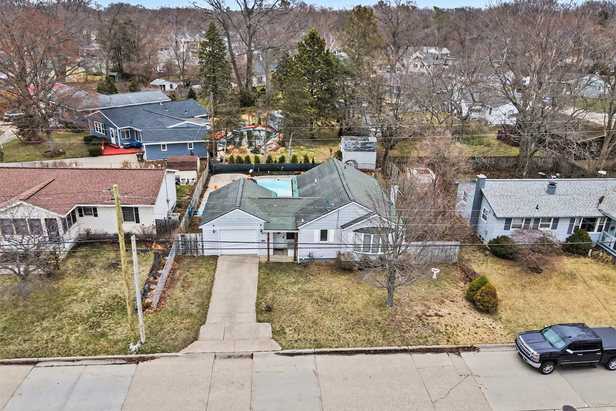 Aerial View of front of home