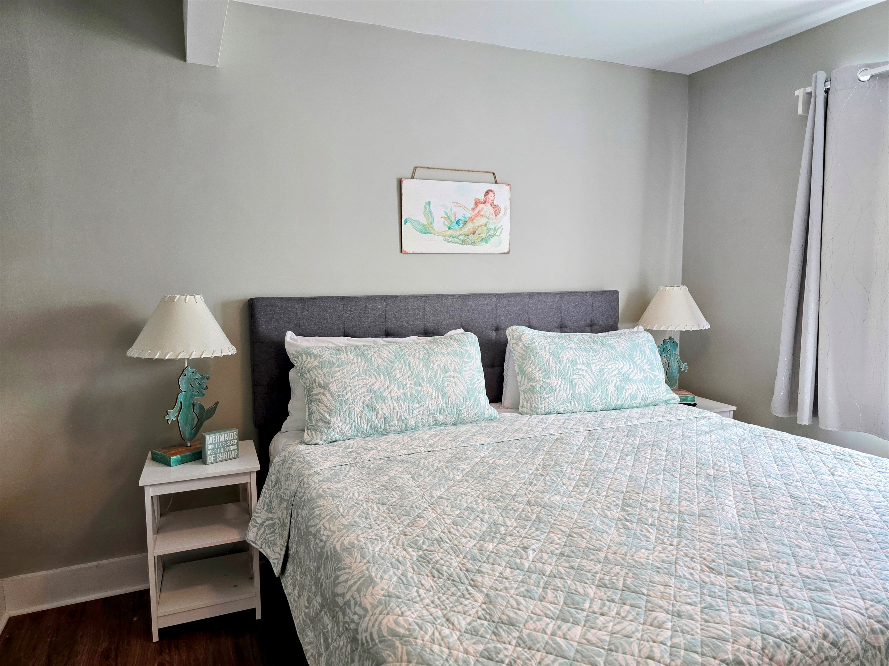 King Mermaid Bedroom 1st Floor