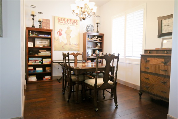 Relax and have some fun in the 19th Hole Dining & Game Room stocked with puzzles, games, and electric keyboard