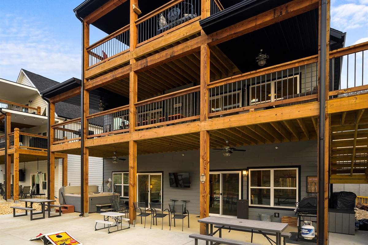 Three spacious decks for entertainment