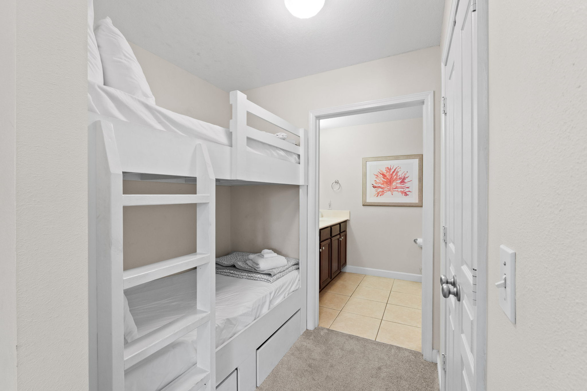 Bunk beds in 2nd Master