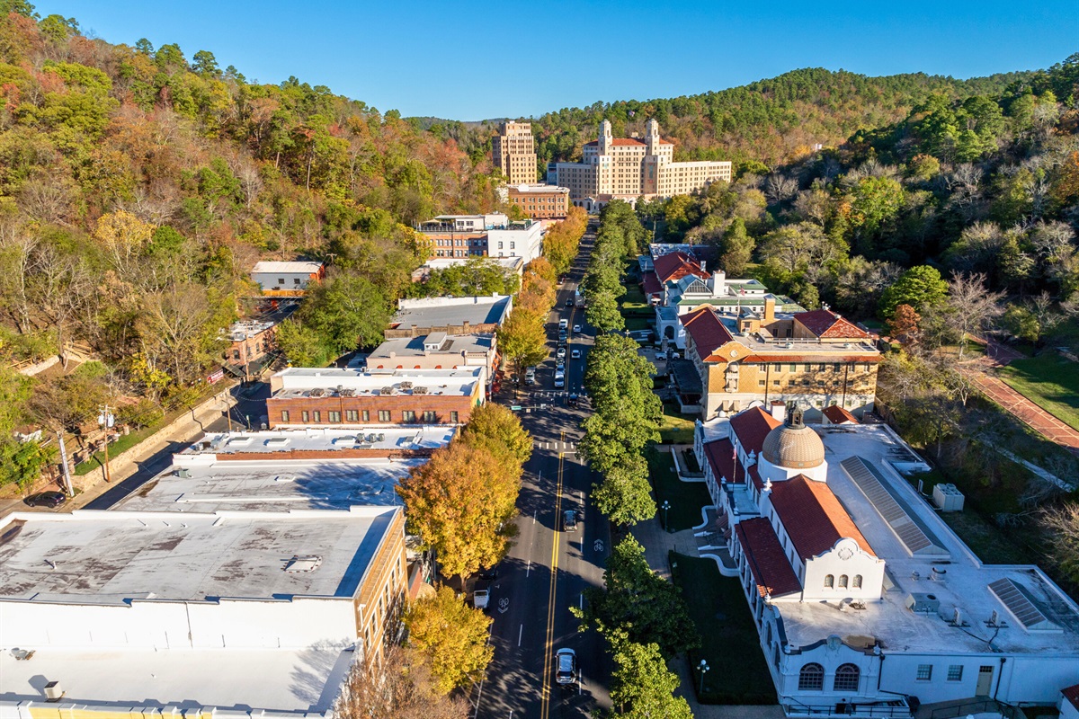 Take in the iconic sights of Bathhouse Row and the tree-lined streets of Hot Springs, where history and scenic beauty come together in perfect harmony.